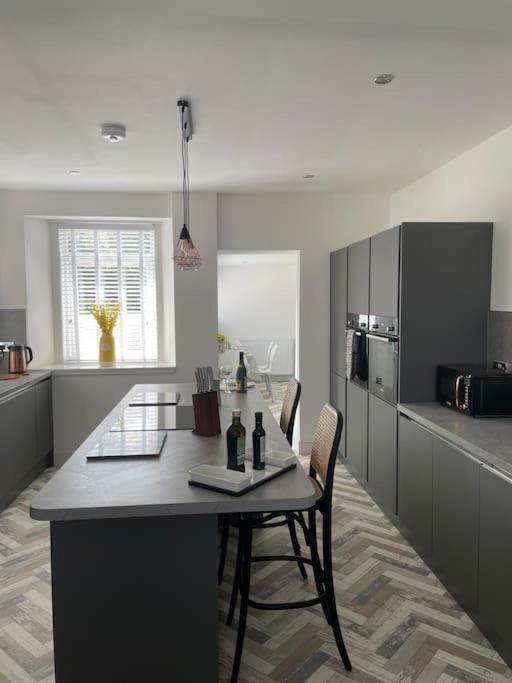 Fantastic Home In Brightons, Falkirk. Polmont Luaran gambar